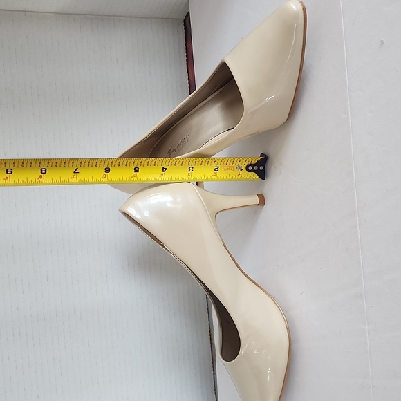 Women Mid-Height Stelitto Heel - Picture 5 of 10